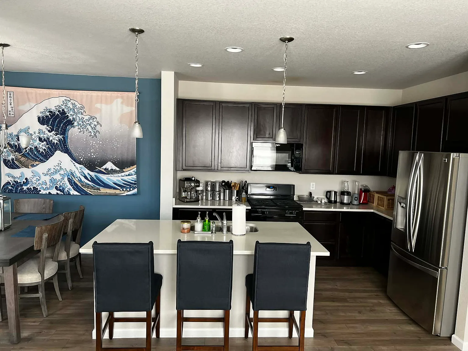 3 bed, 2.5 bath, 1700 sqft, $1,000 — Photo 4
