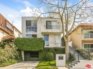 11740 Darlington Ave APT 3, Los Angeles, CA 90049
