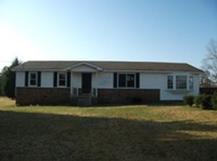 34 Mimosa Rd, Griffin, GA 30223