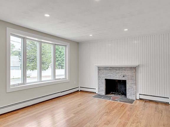4th image of 51 Maynard Rd