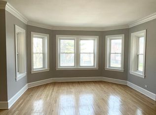 1032 N Austin Blvd #1S, Oak Park, IL
