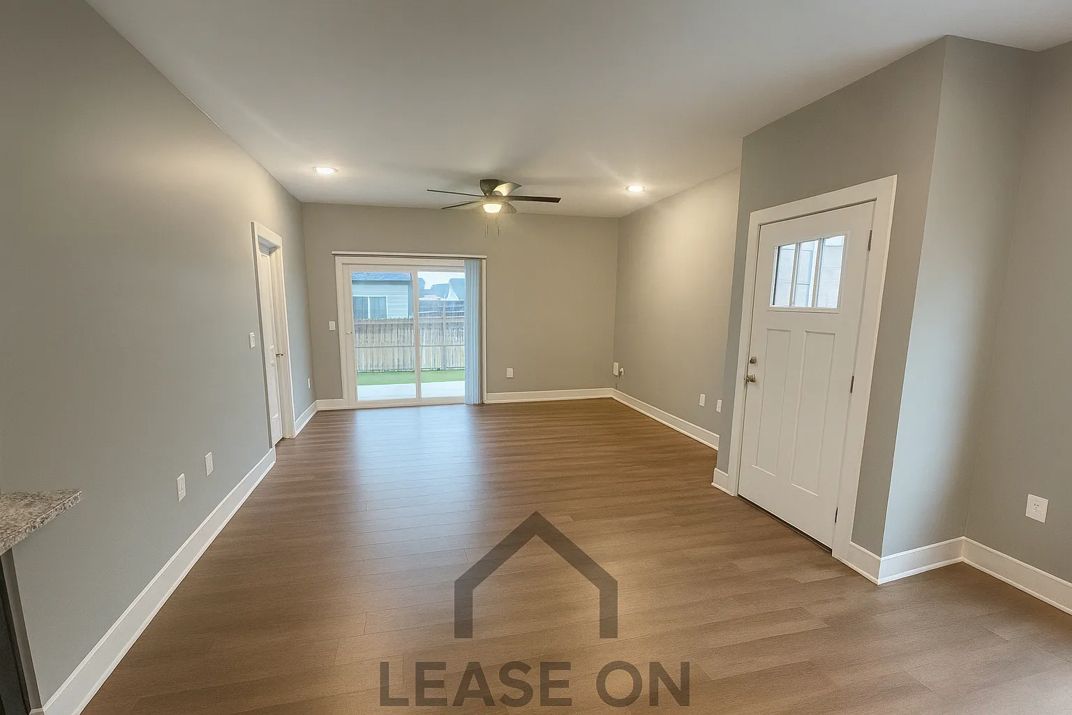 3 bed, 1250 sqft, $1,550 — Photo 2