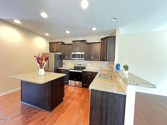 4th image of 1112 Renewal Pl