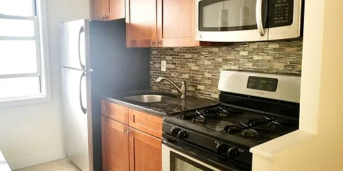 Rented by Evergreen Apartments BK