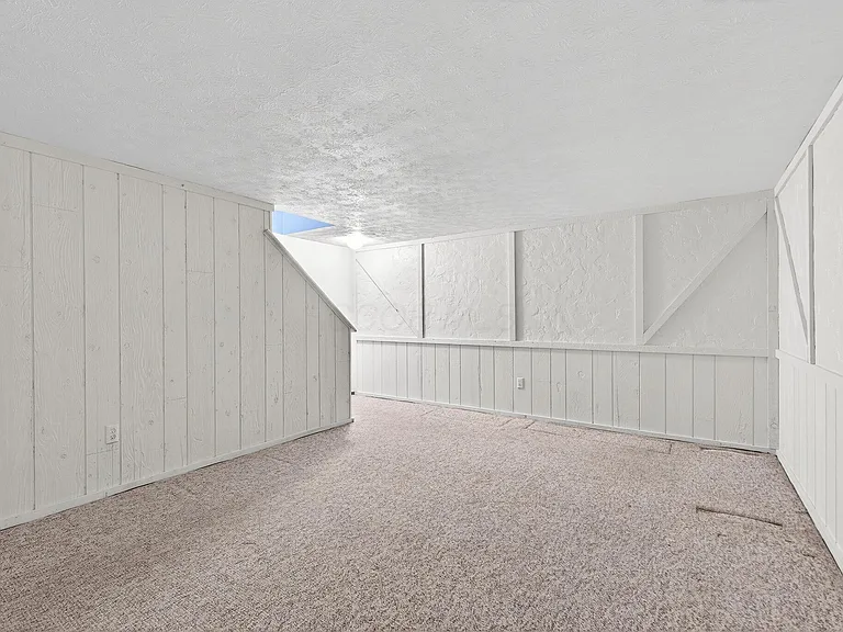 6462 Brookedge Ct — Photo 36