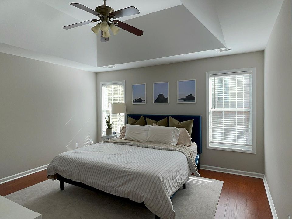 1st image of 3740 Palisade Park Dr