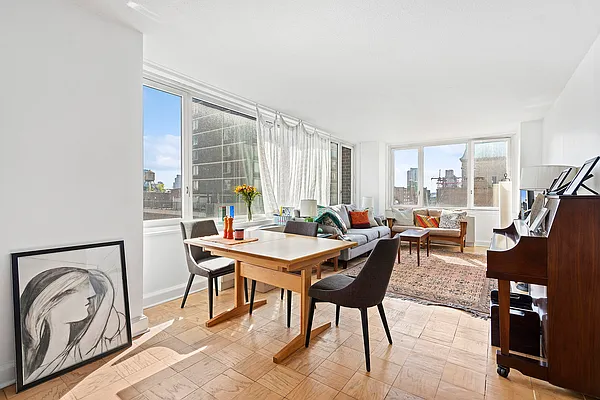 Rented by Seema B Blott, LREB | media 1