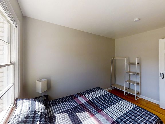 4th image of 2570 Lilac Dr #12767917