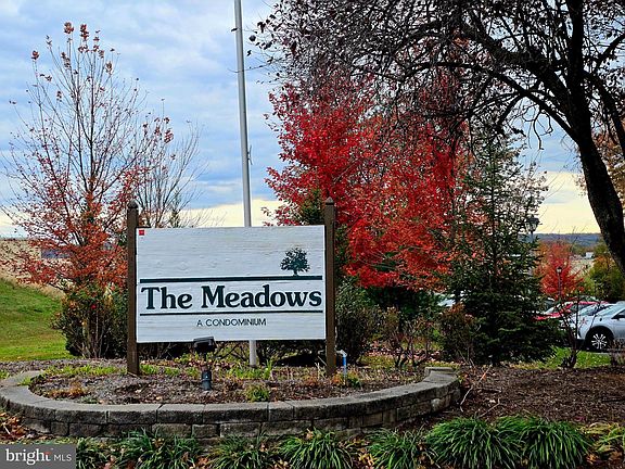2nd image of 203 Meadowview Ln #203
