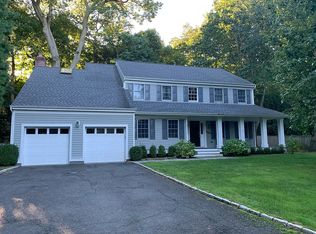 7 Ellis Ct, Rye, NY 10580
