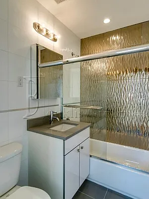 Rented by Bouklis Group | media 13