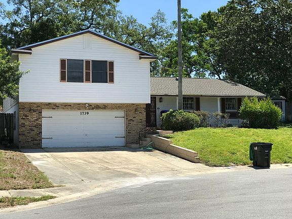 2nd image of 1739 Limewood Ln