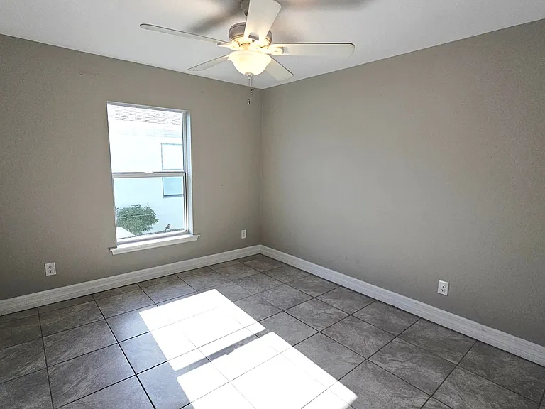 3rd bedroom