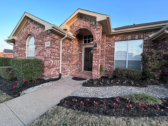 2nd image of 2914 Beau Dr