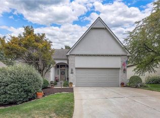 8811 W 142nd Ct, Overland Park, KS 66221