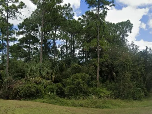 3602 51st St W, Lehigh Acres, FL 33971