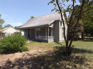 303 Depot St, Cumby, TX 75433