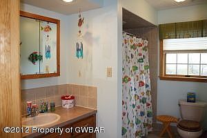 Main Bath Upstairs