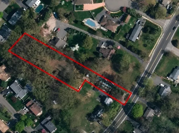 107 Hanover Rd, East Hanover Twp., NJ 07936