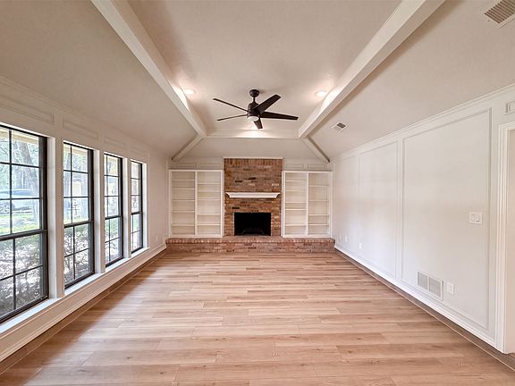 3rd image of 9 Muirfield Ct