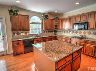 3724 Amberwine Ln, Wake Forest, NC 27587