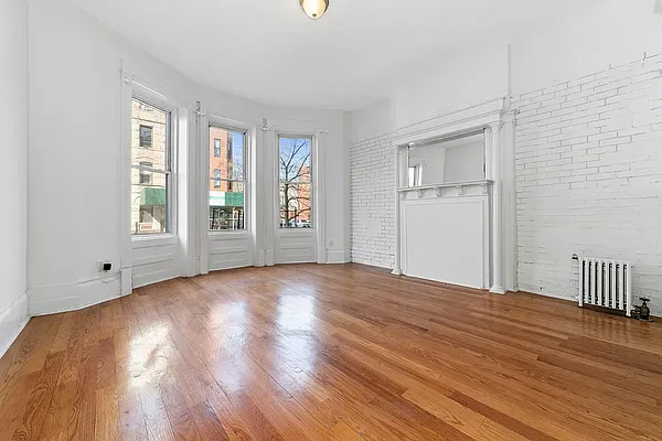 Rented by 346 Realty Group LLC | media 1