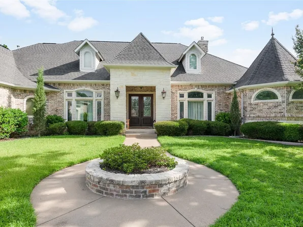 6204 Toscana Cir, Fort Worth, TX 76140