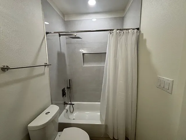 216 University Ave #102 — Photo 10