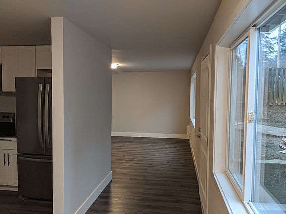 4th image of 931 N 104th St
