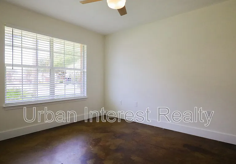 4658 Sunsail Cir — Photo 18