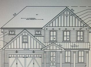 928 Hunter Rd, Glenview, IL 60025