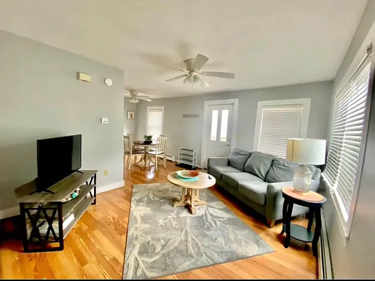 16 Hillcrest St #1 — Photo 17