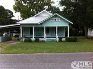 901 Calhoun St N, Perry, FL 32348
