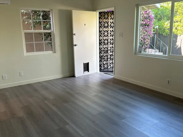 209 W Palmer Ave, Glendale, CA 91204