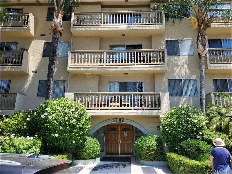 1st image of 5400 Lindley Ave Unit 103