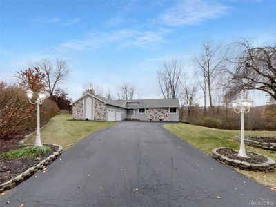 4960 Paula Ave, Clarkston, MI, 48346