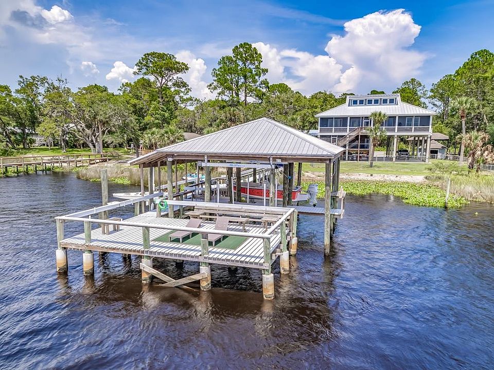 1st image of 42 River Dr