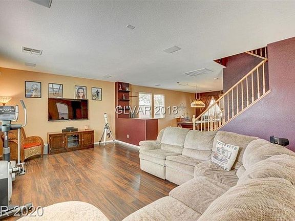 2nd image of 10817 Wallflower Ave