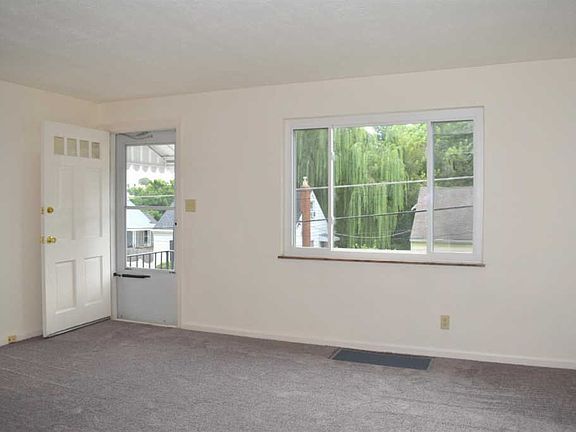 4th image of 3949 Avilla Pl
