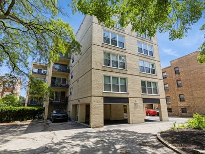 2141 Ridge Ave APT 1B, Evanston, IL, 60201