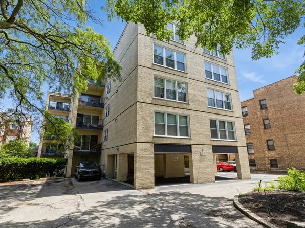 2141 Ridge Ave APT 1B, Evanston, IL 60201