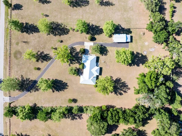 656 NW Dogwood Ter, Lake City, FL 32055