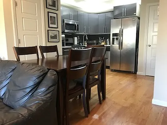 Rented by Alexiou Realty | media 3