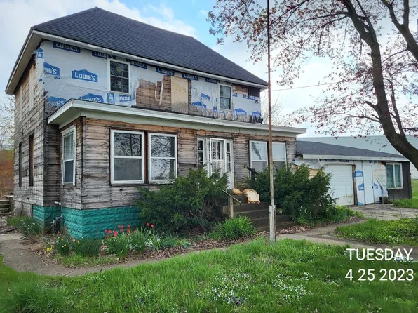 3704 Naomi Rd, Sodus, MI 49126