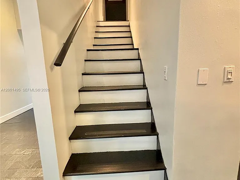2666 Tigertail Ave #114 — Photo 11