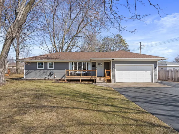 7119 Palmer Lake Cir, Brooklyn Center, MN 55429