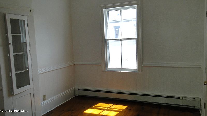 4th image of 511 6th Avenue