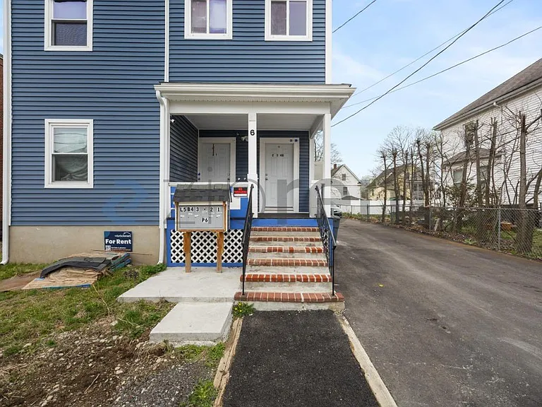 6 Monponset St #3 — Photo 2