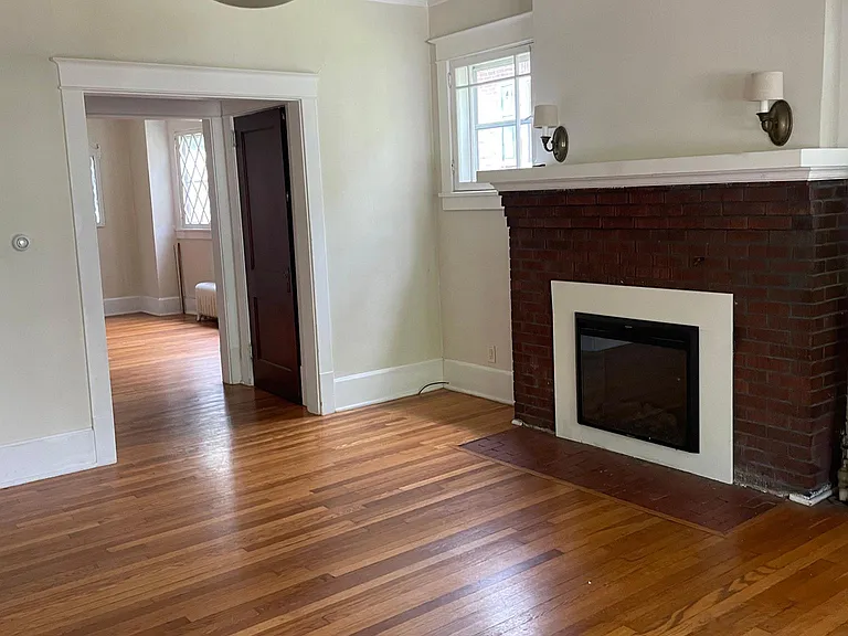 306 S Gill St #1 — Photo 14