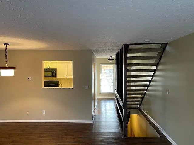 1166 Worthington Heights Blvd — Photo 7